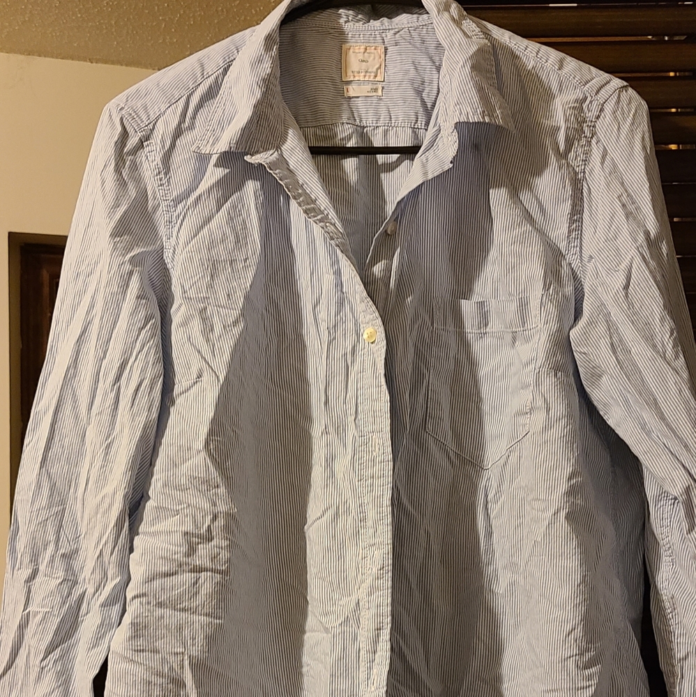 GAP button down